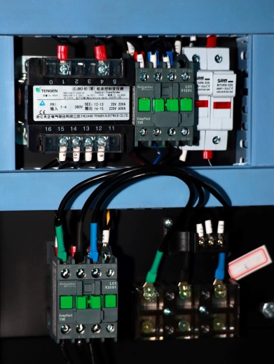 Винтовой компрессор Hansmann RS5.5A 10 IP23 с частотником