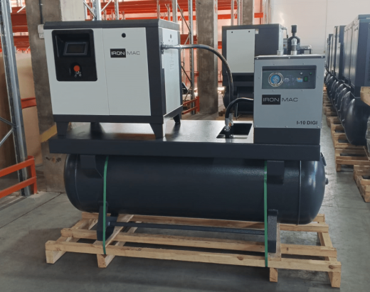 Винтовой компрессор IronMac IC 10/10 DIGI DF 500L IP65